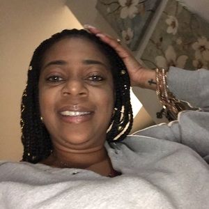 Meet your Posher, Charity